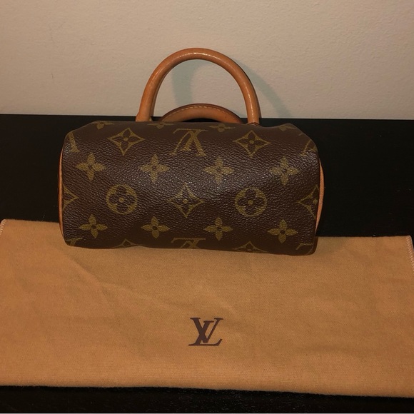 Louis Vuitton Authentic Vintage Monogram Mini Sac HL Bag - Picture 6 of 14